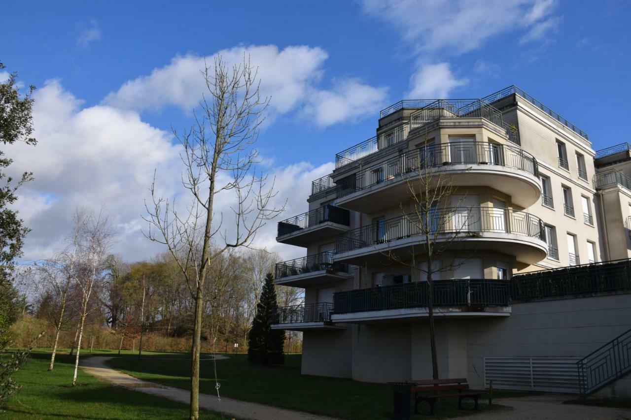 Appartement Avec Rez De Jardin A Disneyland Montevrain Exterior photo